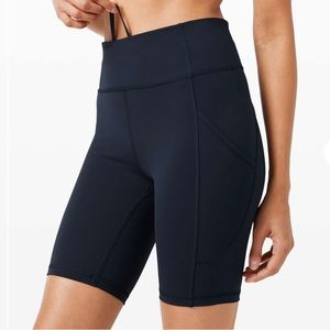 Lululemon Invigorate High-Rise Short 6”, Size 4 True Navy Blue